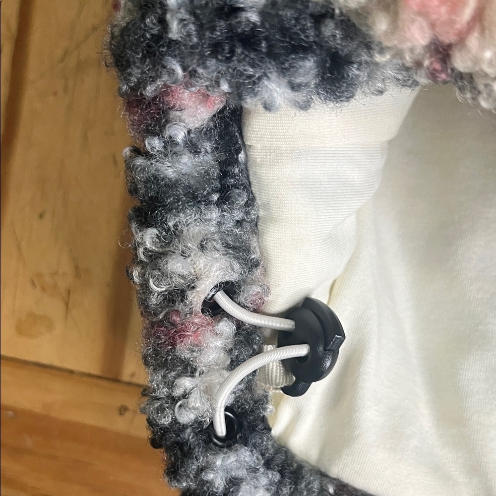 Basin and Range Sherpa Hooded Jacket - Picture 10 of 10